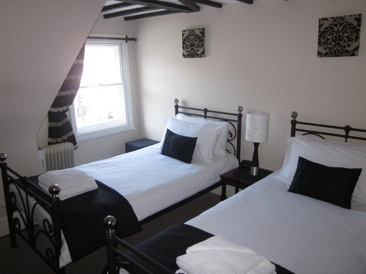 The Old Town Bed And Breakfast Хейстингс Екстериор снимка